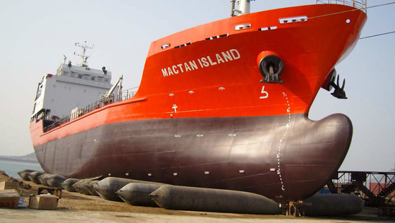 Druk 0,05-0,25 MPA Luchtzakken van maritiem rubber Dikte 6 mm-20 mm Lagen 4-9 Heavy Duty Constructieontwerp
