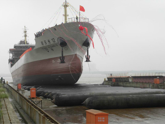 Druk 0,05-0,25 MPA Luchtzakken van maritiem rubber Dikte 6 mm-20 mm Lagen 4-9 Heavy Duty Constructieontwerp