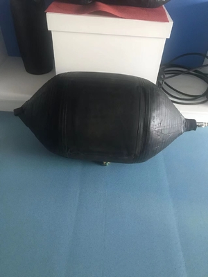D1M*EL12M W-type rubber fender voor brugbescherming 6-8 jaar