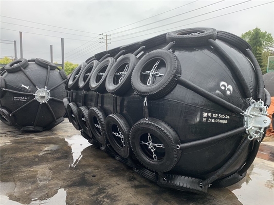 00,5-4,5m Diameter Yokohama Marine Fender in zwart voor aangepaste maritieme vereisten