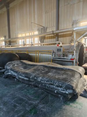 Luchtzakken voor het lanceren van schepen 1,0 m-35 m Lengte enkel/dubbel arm 10-1000 ton Gewichtscapaciteit voor de scheepsbouw