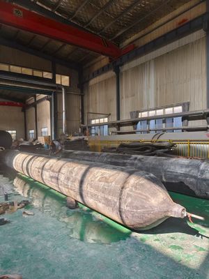 Luchtzakken voor het lanceren van schepen 1,0 m-35 m Lengte enkel/dubbel arm 10-1000 ton Gewichtscapaciteit voor de scheepsbouw