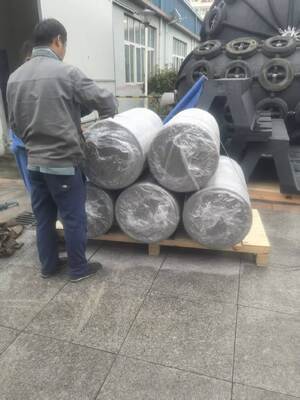 Marine Fender PU Polyurethaan Schuimrubber met Uitstekende Elasticiteit en Weerstand tegen Marine Milieustress