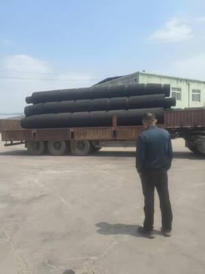 Hardheid 70-85A Sleepboot Fenders Zware Laadcapaciteit Giet- en Extrusievormen Duurzame Maritieme Beschermingsoplossingen