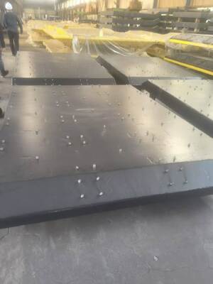 Levensduur 15 tot 20 jaar Kegelrubber fender met een hoge ERH-waarde Ideaal voor de inslagabsorptie van zeeschepen en havenveiligheid
